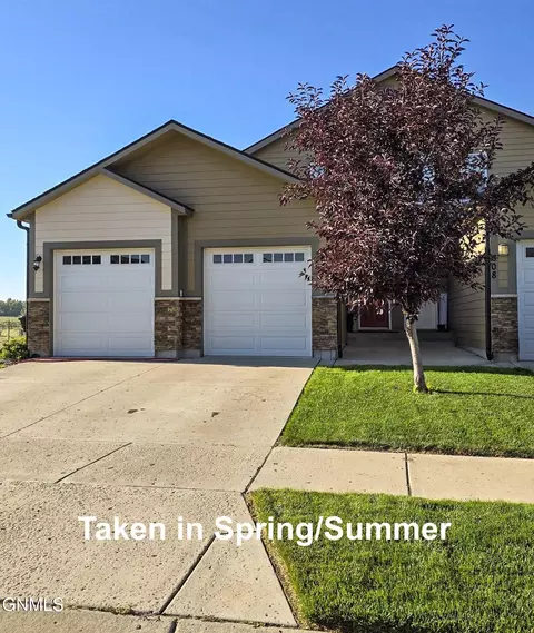 810 40th St E, Williston, ND 58801 photo 5