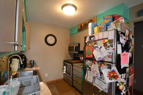 Kitchen - 411 Grant St N, Carson, ND 58529 photo 2 of 2