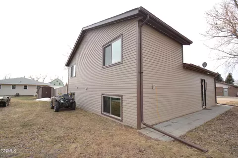 Other - 411 Grant St N, Carson, ND 58529 photo 16 of 16