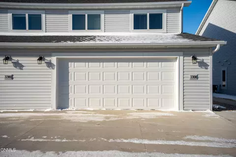 3308 Kenner Loop, Bismarck, ND 58504