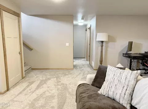 300 Brandenburg Loop, Bismarck, ND 58504 photo 32
