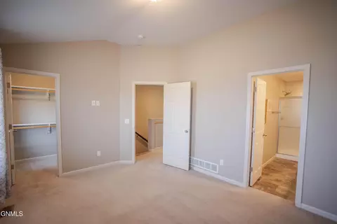 Bedroom - 3214 Kenner Loop, Bismarck, ND 58504 photo 3 of 8