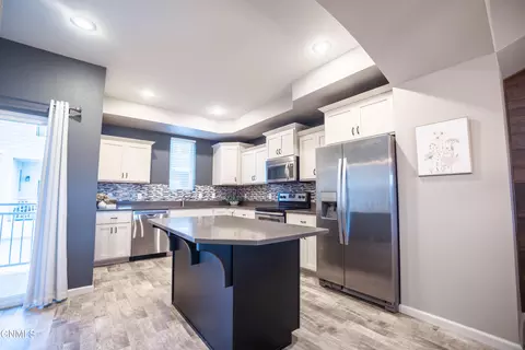 Kitchen - 3214 Kenner Loop, Bismarck, ND 58504 photo 1 of 7