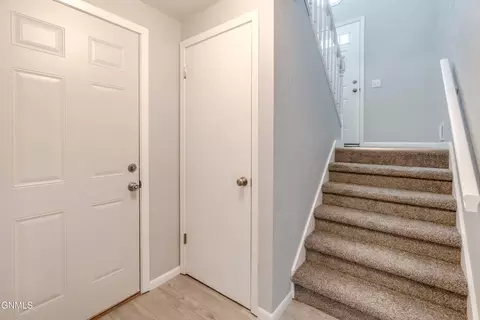 Entry Way - 604 11th St NW, Mandan, ND 58554 photo 5 of 5