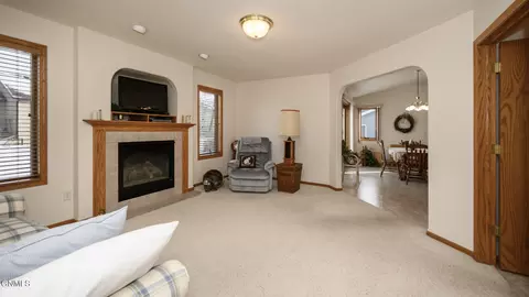 Living - 756 W Interstate Ave W, Bismarck, ND 58503 photo 3 of 3