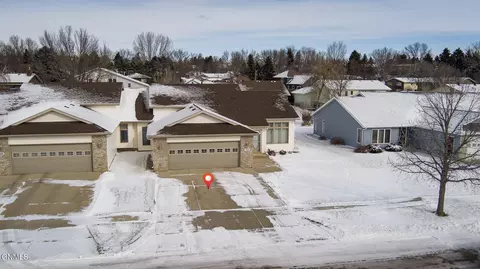 View/Area - 756 W Interstate Ave W, Bismarck, ND 58503 photo 3 of 4