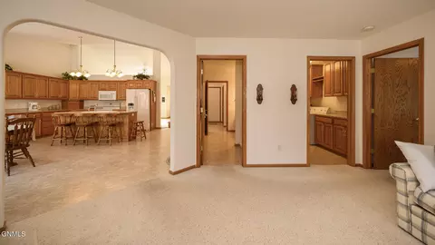 Entry Way - 756 W Interstate Ave W, Bismarck, ND 58503 photo 2 of 3