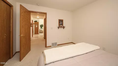 Bedroom - 756 W Interstate Ave W, Bismarck, ND 58503 photo 2 of 5