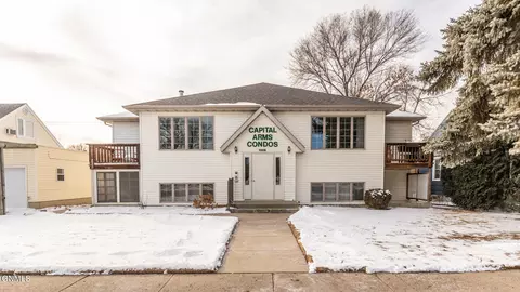 1306 4th St, Bismarck, ND 58501