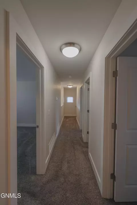 Entry Way - 2807 28th St W, Williston, ND 58801 photo 3 of 4