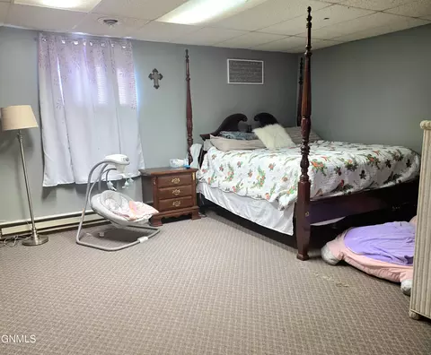 Bedroom - 307 5th Ave, Edgeley, ND 58433 photo 7 of 12