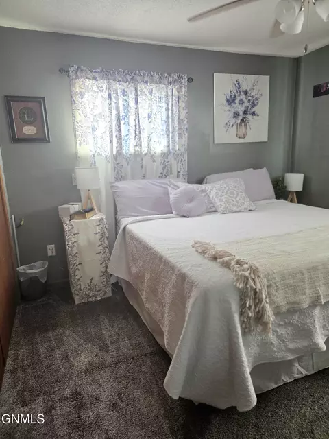 Bedroom - 307 5th Ave, Edgeley, ND 58433 photo 1 of 12