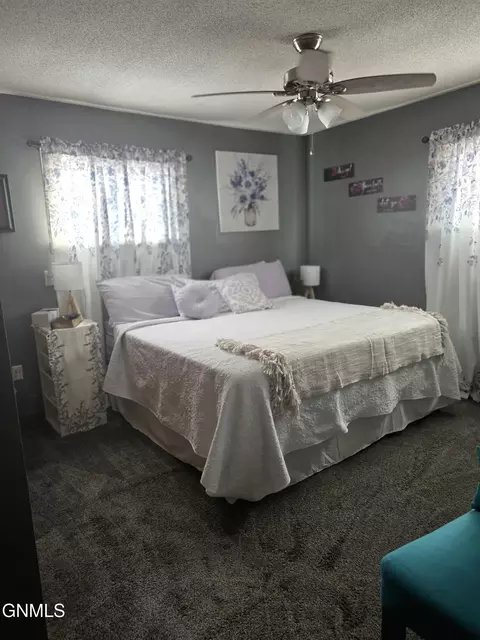 Bedroom - 307 5th Ave, Edgeley, ND 58433 photo 2 of 12