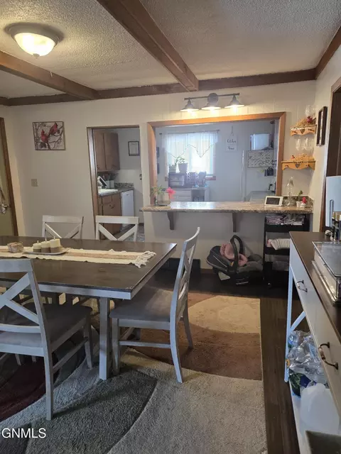Dining - 307 5th Ave, Edgeley, ND 58433 photo 4 of 4