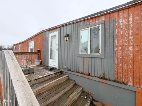 115 Dakota St S, Tioga, ND 58852