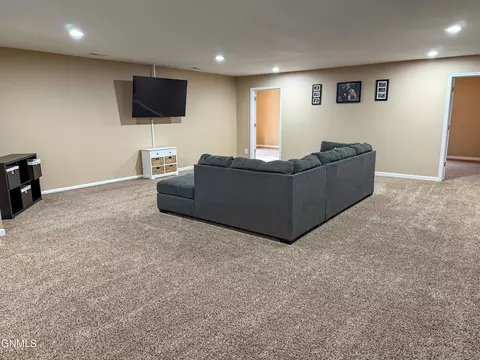 Living - 648 13th St E, Dickinson, ND 58601 photo 4 of 5