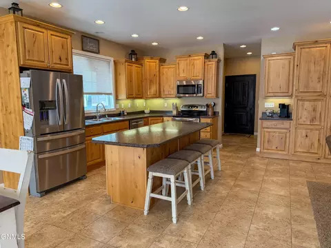 Kitchen - 648 13th St E, Dickinson, ND 58601 photo 1 of 3