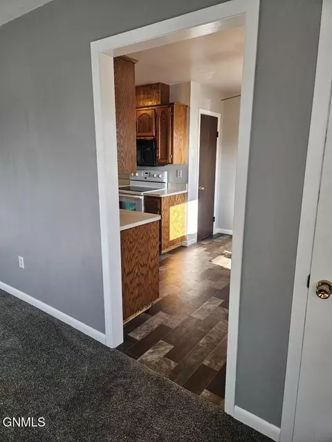 Entry Way - 891 Dell Ave, Dickinson, ND 58601 photo 1 of 1