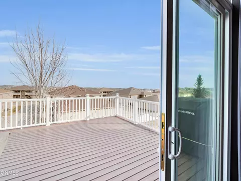 1739 Calgary Loop, Bismarck, ND 58503 photo 18