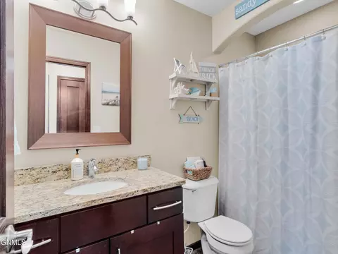 1739 Calgary Loop, Bismarck, ND 58503 photo 21