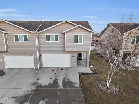 1739 Calgary Loop, Bismarck, ND 58503 photo 46