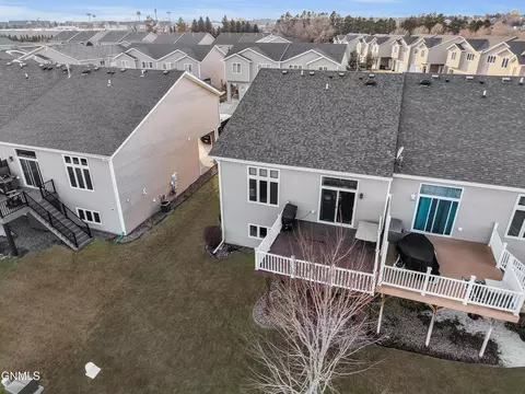 1739 Calgary Loop, Bismarck, ND 58503 photo 43
