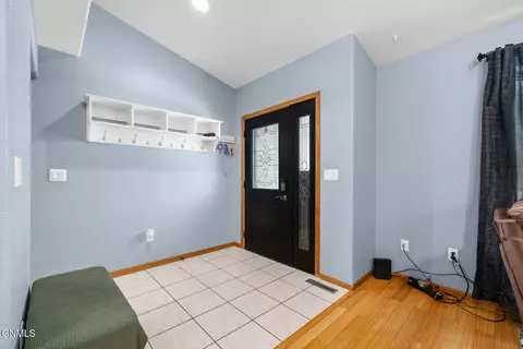 1821 16th Ct W, Williston, ND 58801 photo 12
