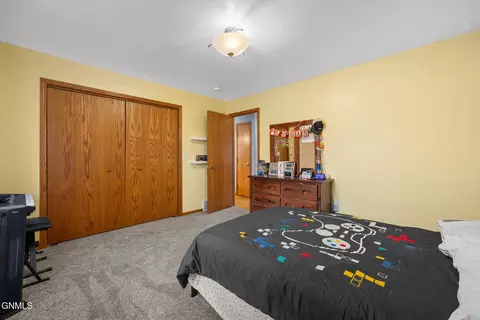 1821 16th Ct W, Williston, ND 58801 photo 27