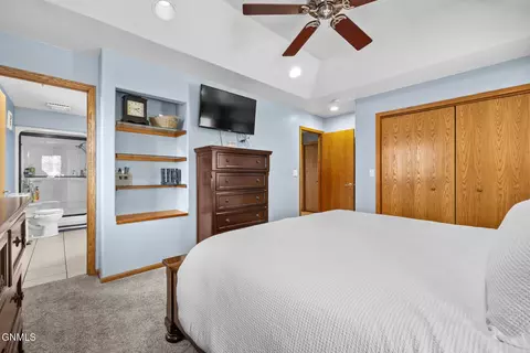 1821 16th Ct W, Williston, ND 58801 photo 24