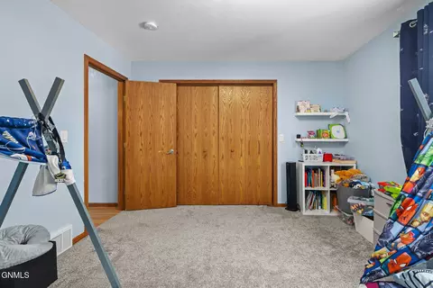 1821 16th Ct W, Williston, ND 58801 photo 30
