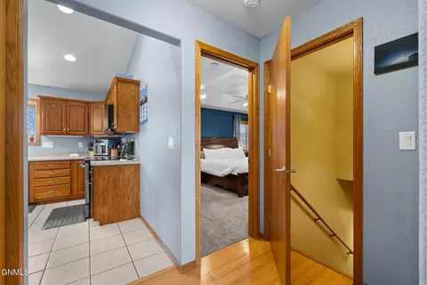 1821 16th Ct W, Williston, ND 58801 photo 22