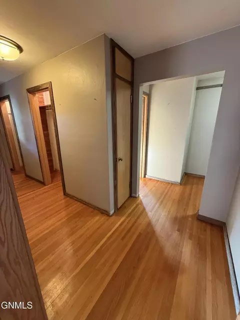 Entry Way - 206 Elm St E, Gackle, ND 58442 photo 2 of 8