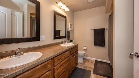 Bath - 808 Compass Ln, Bismarck, ND 58504 photo 1 of 1