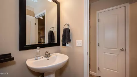 Other - 808 Compass Ln, Bismarck, ND 58504 photo 6 of 9