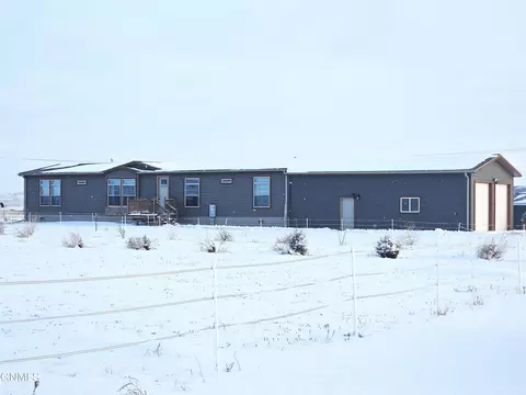 7760 9th St SW, Dodge, ND 58625