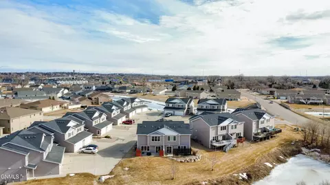 2625 Douglas Pl SE, Mandan, ND 58554 photo 37