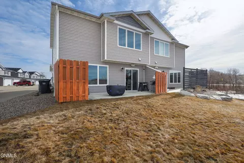 2625 Douglas Pl SE, Mandan, ND 58554 photo 34