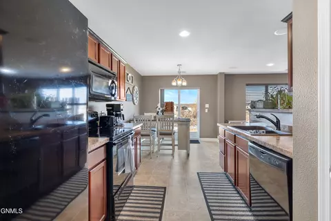 2625 Douglas Pl SE, Mandan, ND 58554 photo 17