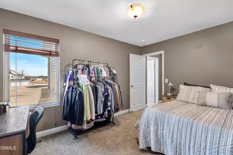 2625 Douglas Pl SE, Mandan, ND 58554 photo 33