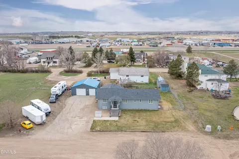 View/Area - 4509 Main St, Williston, ND 58801 photo 2 of 4