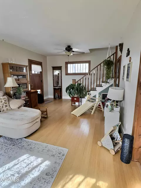 Living - 204 8th Ave NW, Mandan, ND 58554 photo 3 of 4