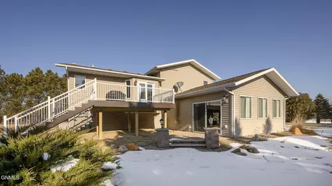 Exterior - 830 E Bristol Dr, Bismarck, ND 58501 photo 8 of 9