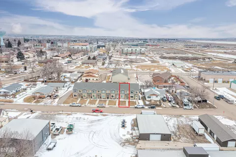 View/Area - 719 9th St E, Williston, ND 58801 photo 2 of 2