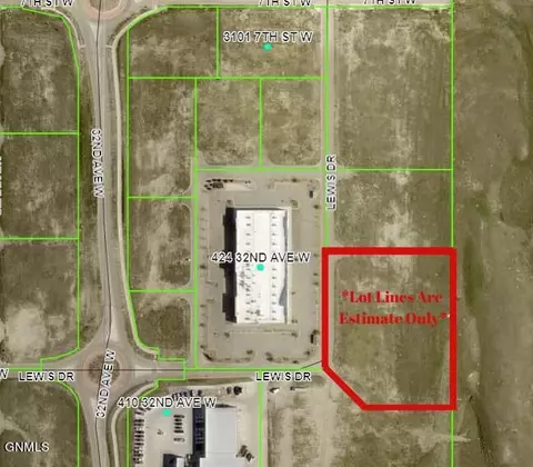 410 32nd Ave W, Williston, ND 58801 photo 3