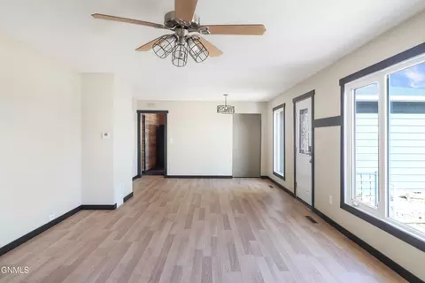 Living - 1017 15th Ave W, Williston, ND 58801 photo 3 of 5