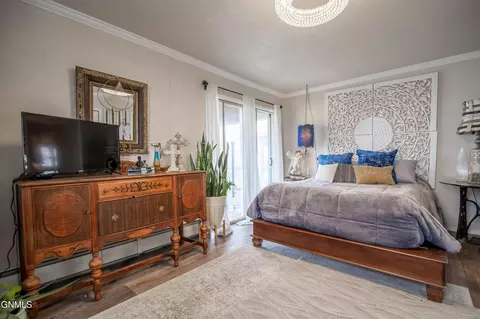 Bedroom - 105 7th St NW, Hettinger, ND 58639 photo 3 of 5