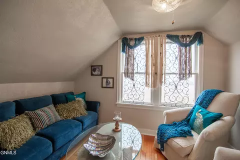 Other - 105 7th St NW, Hettinger, ND 58639 photo 9 of 21