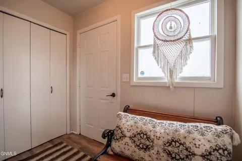 Other - 105 7th St NW, Hettinger, ND 58639 photo 3 of 21
