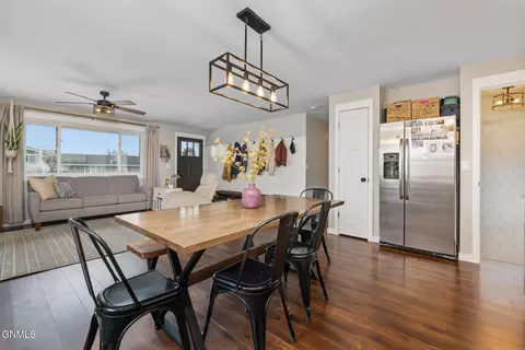Dining - 1106 Sioux St, Williston, ND 58801 photo 2 of 2