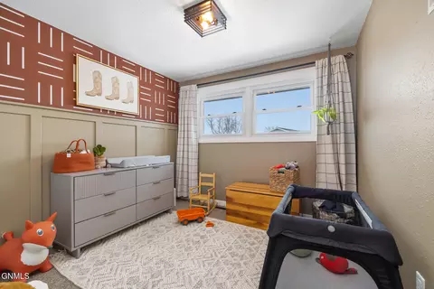 Bedroom - 1106 Sioux St, Williston, ND 58801 photo 5 of 7